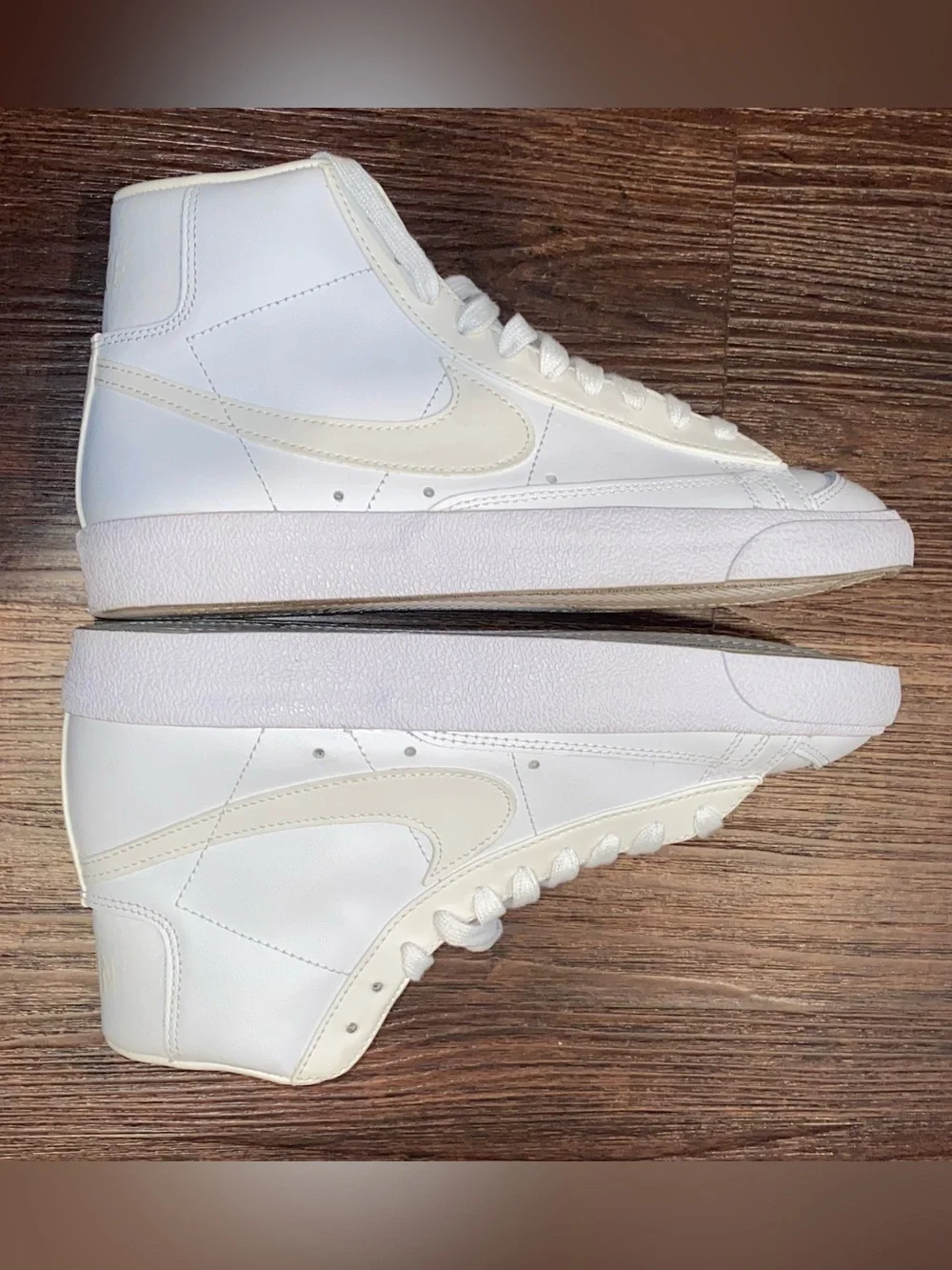 Nike basketball gym shoes